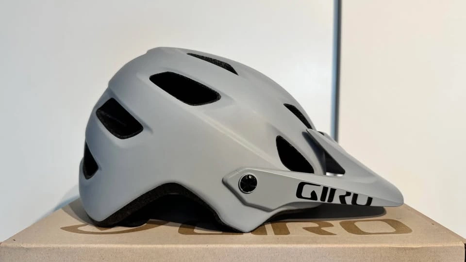 Giro Chronicle MIPS Bike Helmet - photo 3