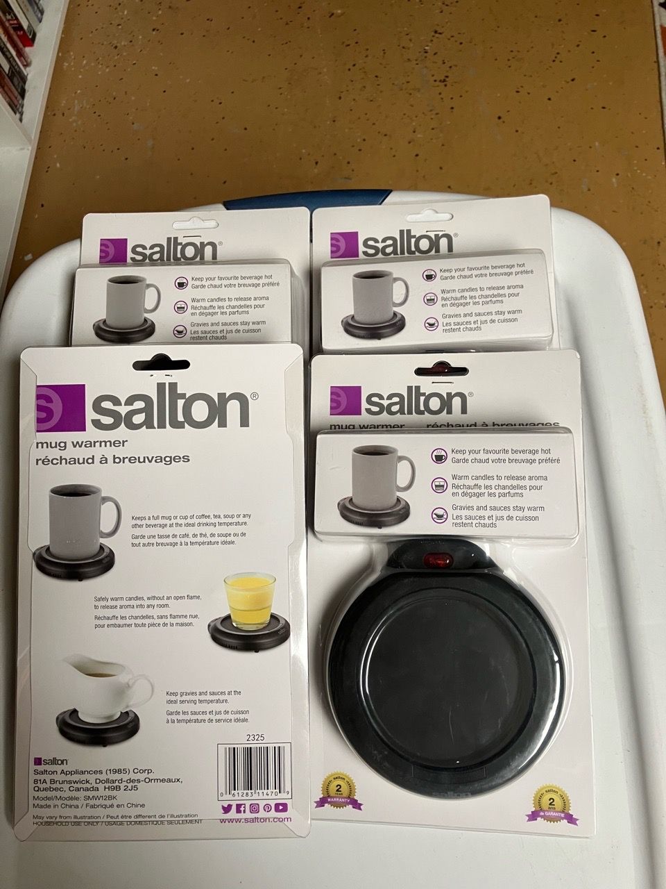 Set of 4 Salton plug in mug warmers