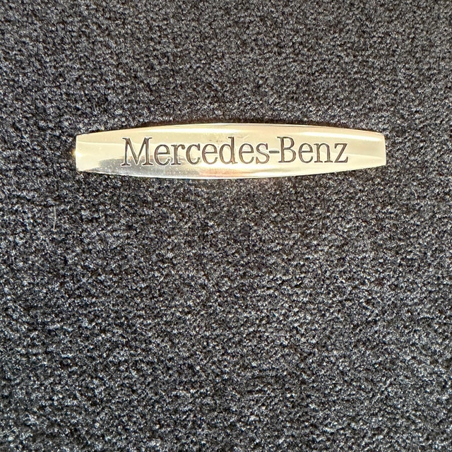 Mercedes OEM Driver Floor Mat • ML350 ML400 ML550 ML63 AMG • NEW - photo 2
