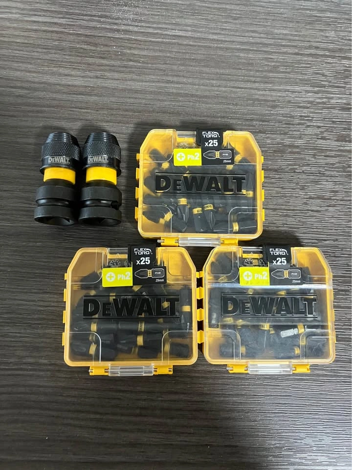 25x Dewalt Magnetic Phillips Bits - photo 2