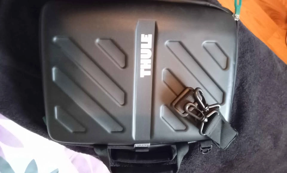 Thule Gauntlet Laptop Case