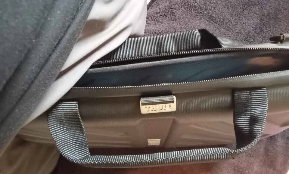 Thule Gauntlet Laptop Case - photo 4