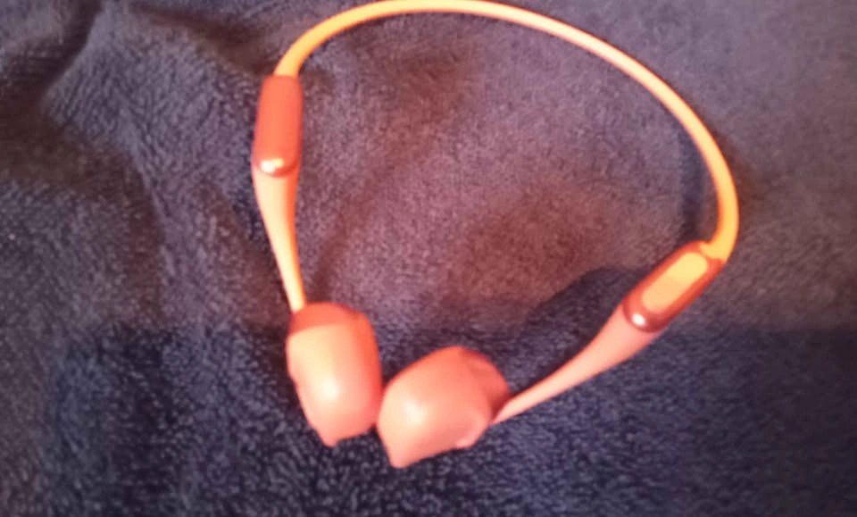 Shokz OpenRun Bone Conduction Headphones - photo 4