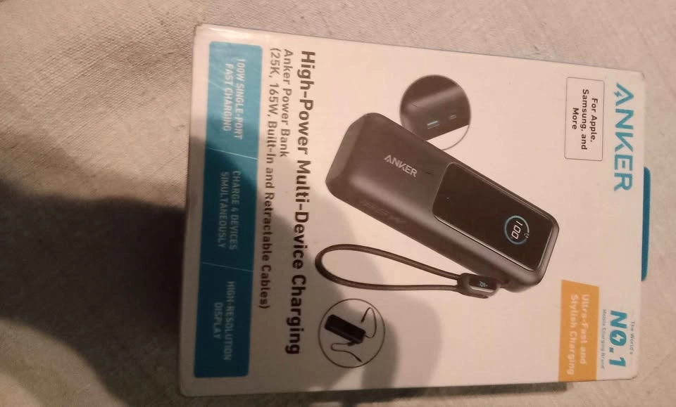 Anker Power Bank (25K, 165W) with Built-In USB-C Cable - photo 3