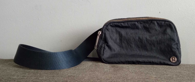 Lululemon Belt Bag - photo 2