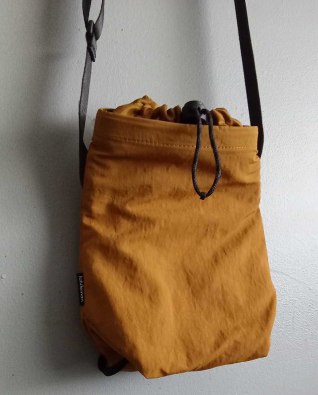 lululemon Drawstring Cinch Bag