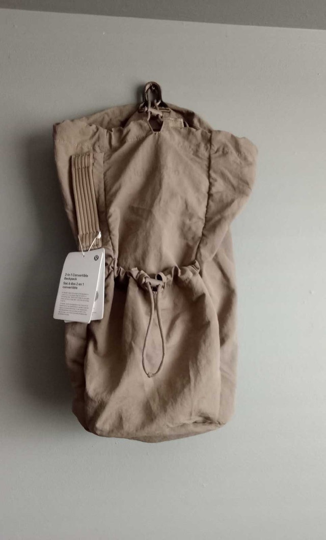Lululemon 2-in-1 Convertible Backpack - photo 2