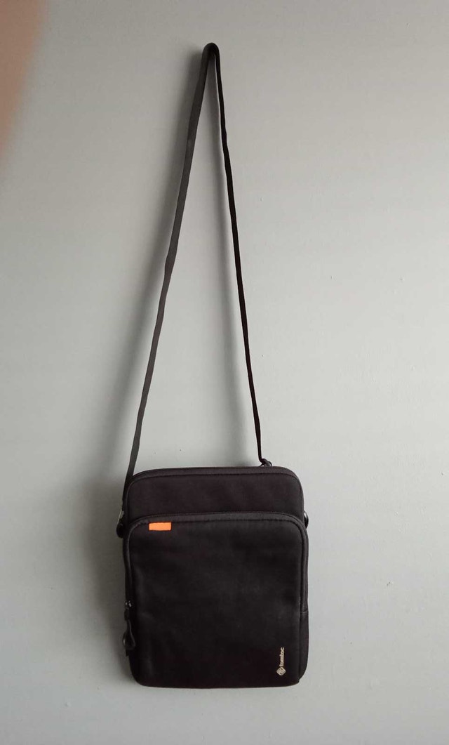 Tomtoc Shoulder Bag