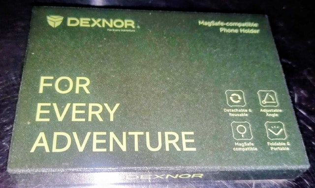 Dexnor MagSafe-Compatible Phone Holder