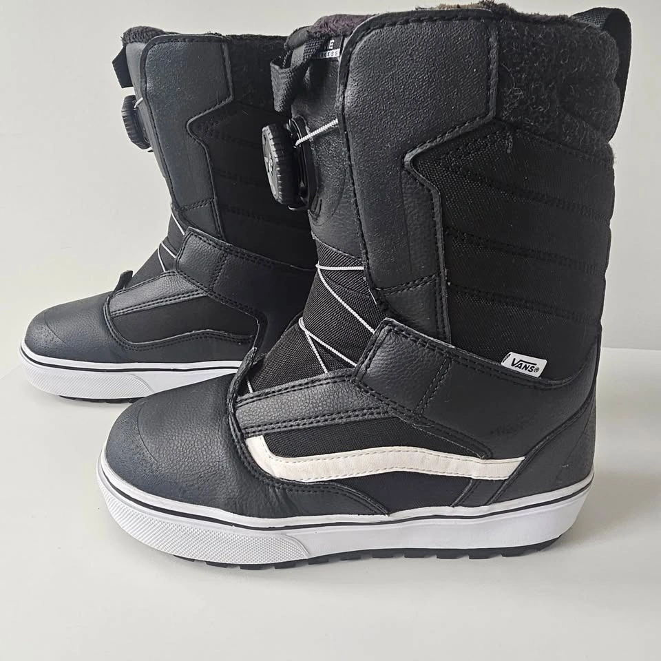 Vans Juvie Linerless Snowboard Boots – Youth Size 6 – BOA - photo 3