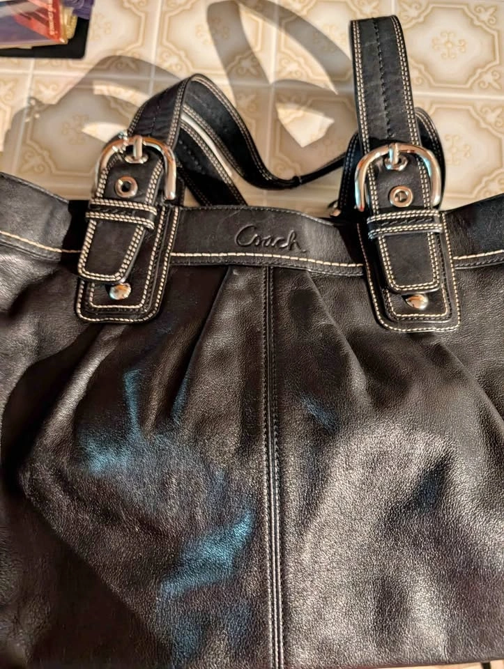 Coach Black Leather Shoulder Bag