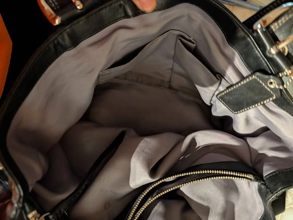 Coach Black Leather Shoulder Bag - photo 2
