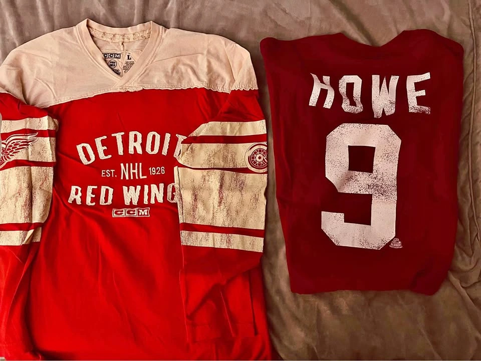Detroit Red Wings shirts (2)