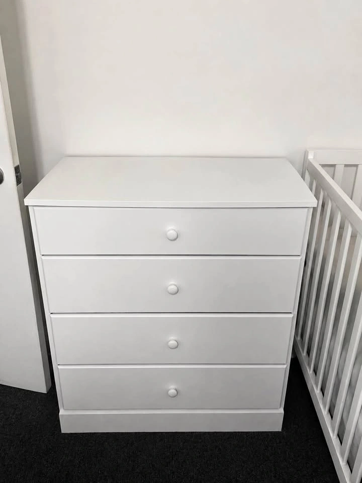 White 4-Drawer Dresser