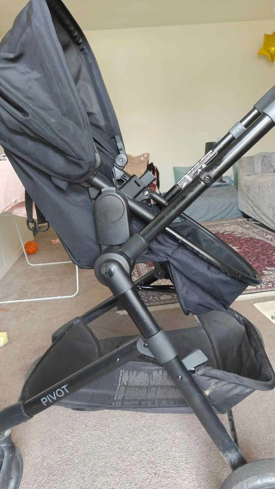 Evenflo Pivot Modular Travel System with Infant Car Seat - photo 2