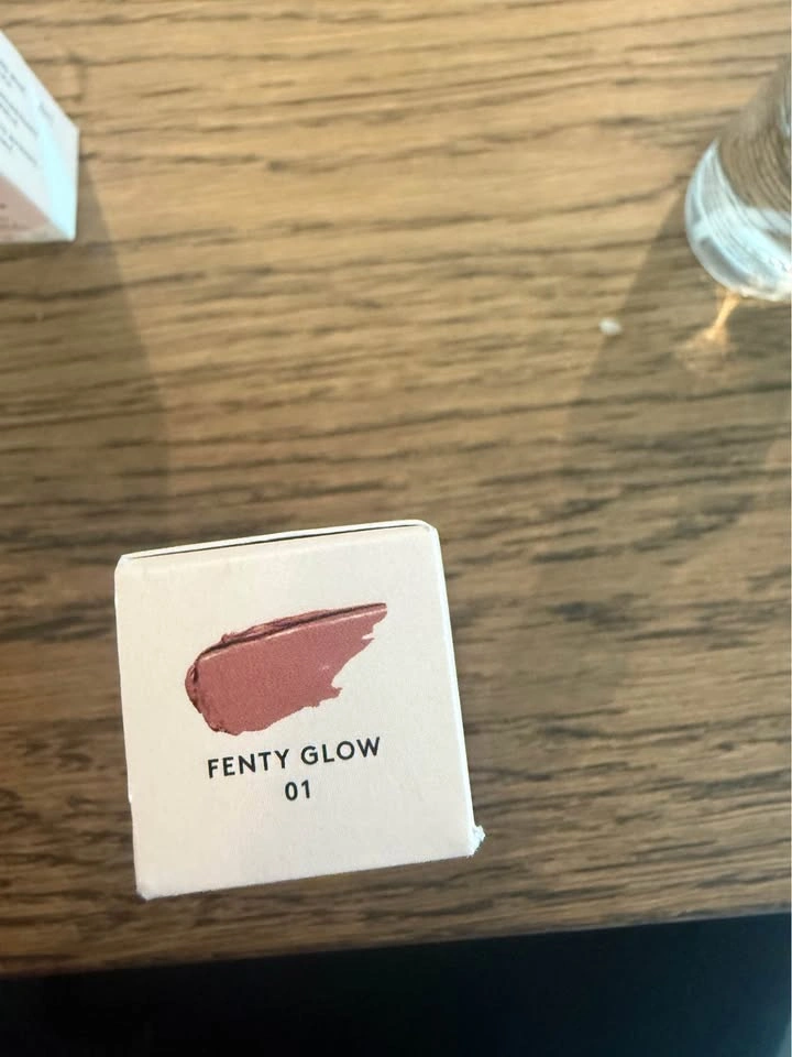 BNWT Fenty Gloss Bomb - Fenty Glow - photo 2
