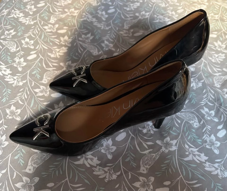 Calvin Klein Leather Pointed Toe Heels - photo 2