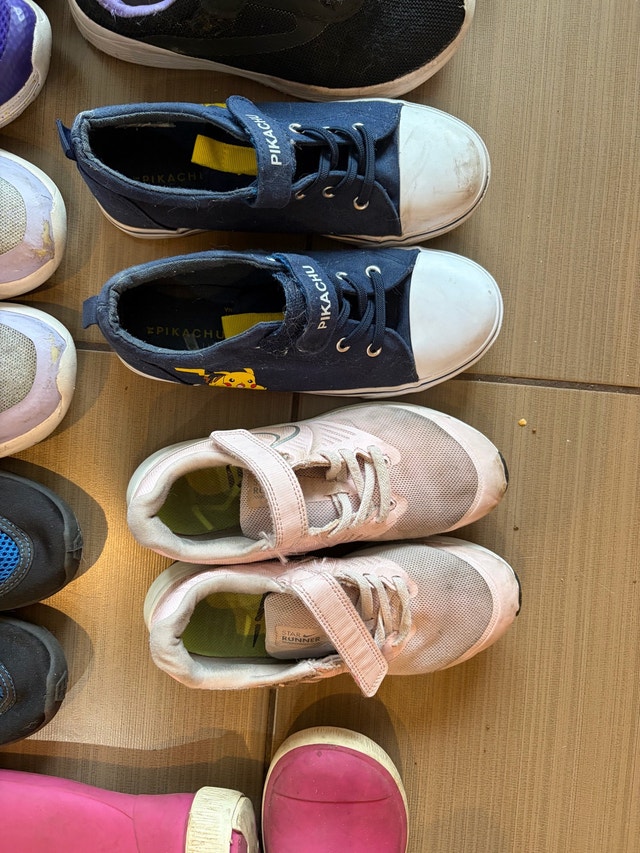 Kids shoes - runners, rain boots - photo 3