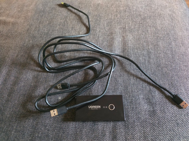UGREEN USB 3.0 Switch – 2 Computers / 4 USB Devices