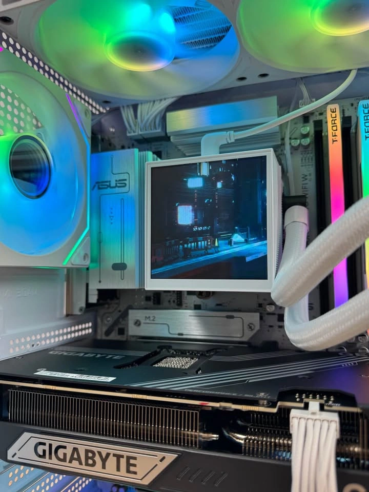 RTX 5080 | Ryzen 7 9800x3D | 32GB RAM | 2TB NVME SSD - High End - photo 4