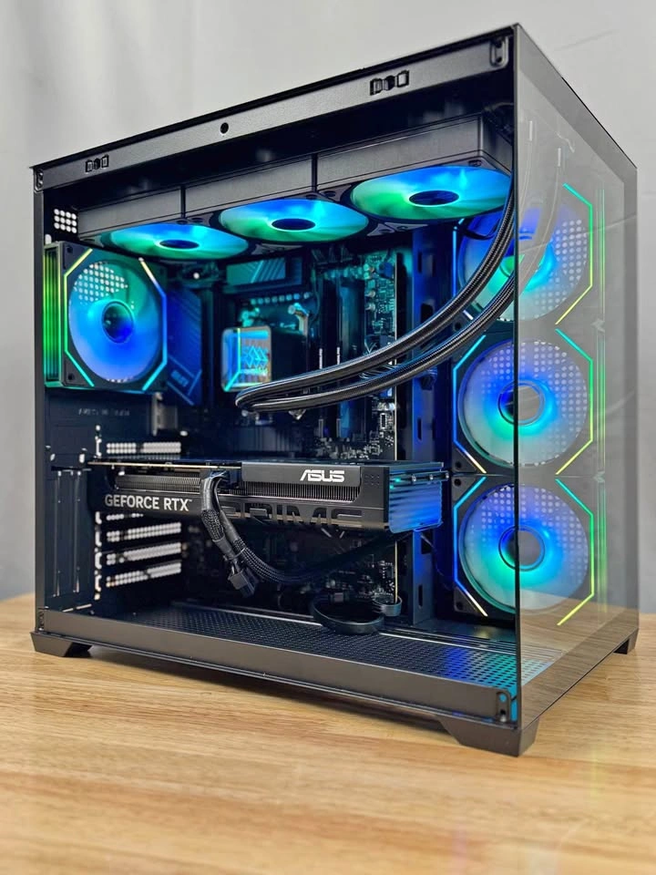 Ryzen 7 9700x | RTX 5060 Ti 16GB | 32GB RAM | 1TB SSD - Gaming P