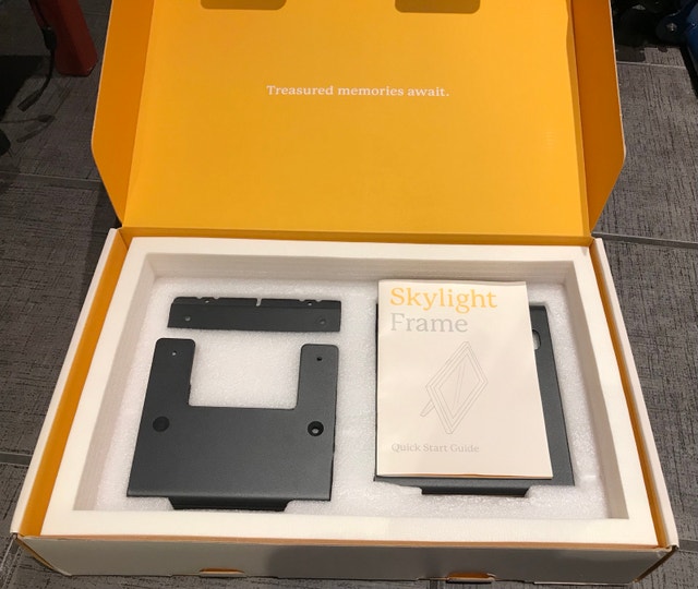 Skylight 15 inch Smart Digital Picture Frame - photo 5