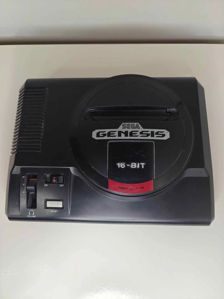 Sega Genesis Model 1 console - photo 2