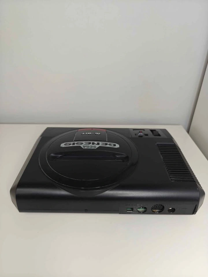 Sega Genesis Model 1 console - photo 4