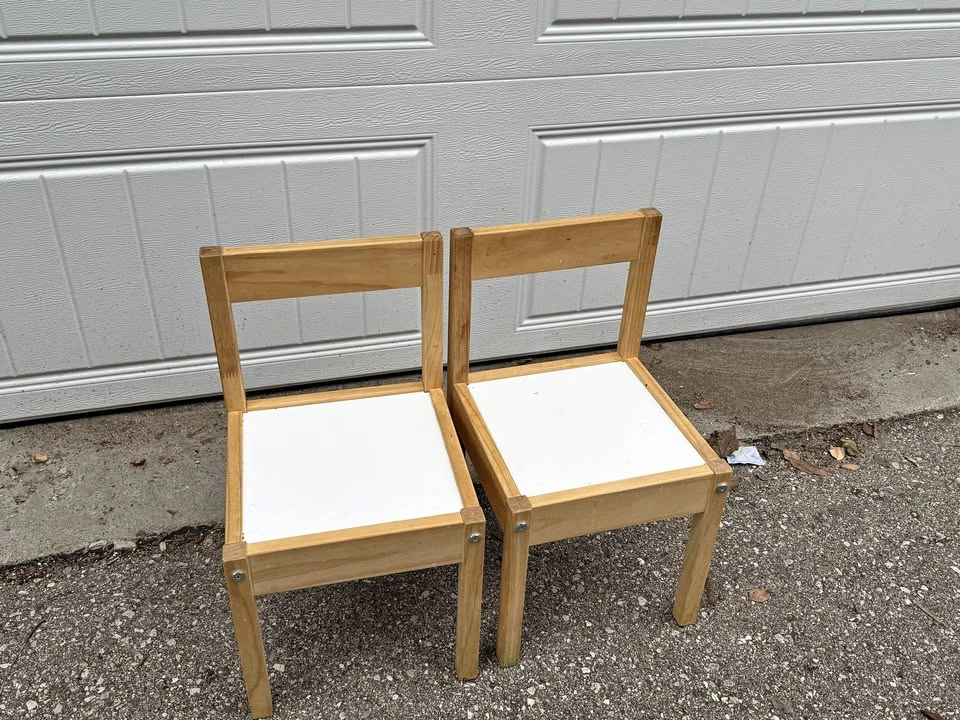 2x IKEA kids chairs