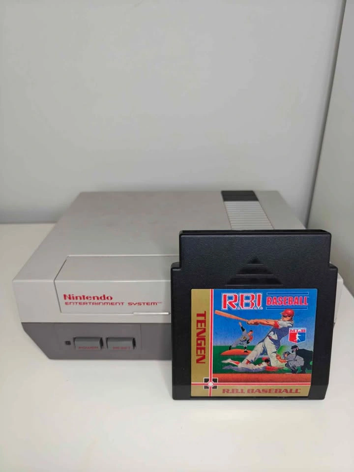 original Nintendo Entertainment System (NES) console with contro - photo 3
