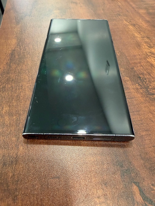 Samsung Galaxy S23 Ultra 256GB Unlocked