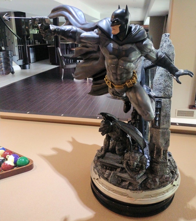 Batman Arkham Knight Exclusive Statue - photo 3