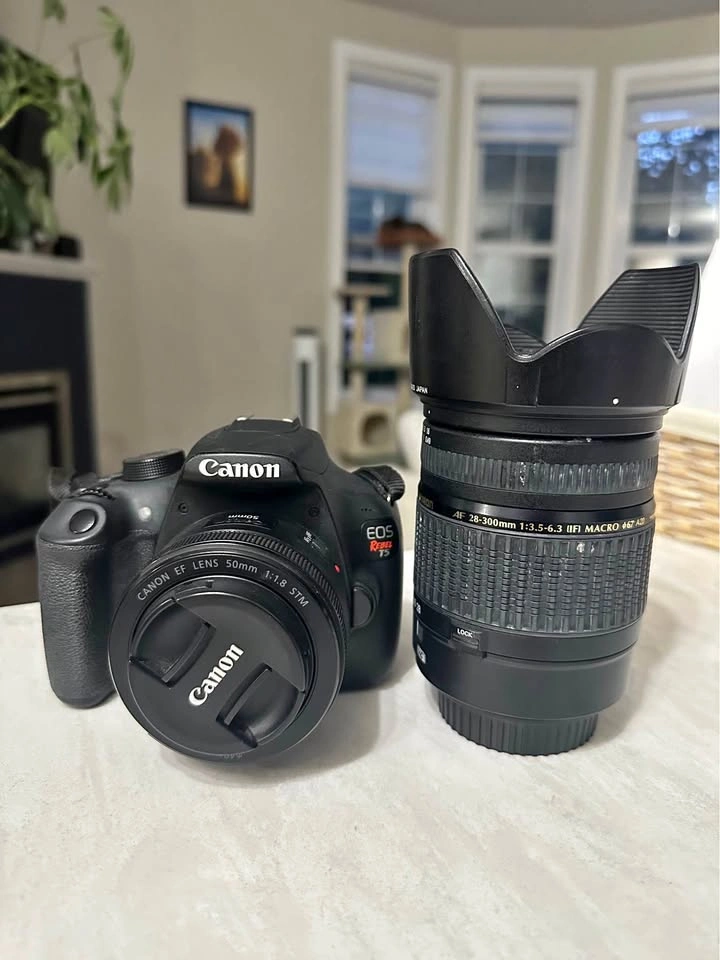 Canon Rebel T5 Bundle – Camera + 2 Lenses
