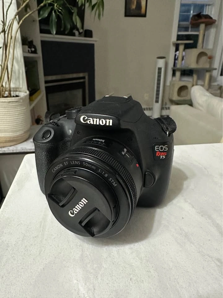 Canon Rebel T5 Bundle – Camera + 2 Lenses - photo 3