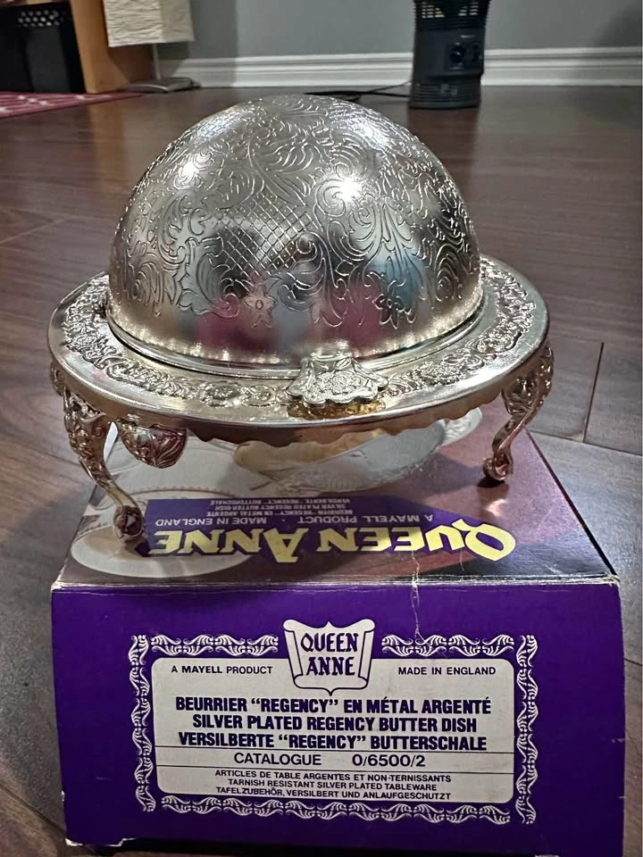 Queen Anne Silver-plated Three Footed Dome Butter Dish