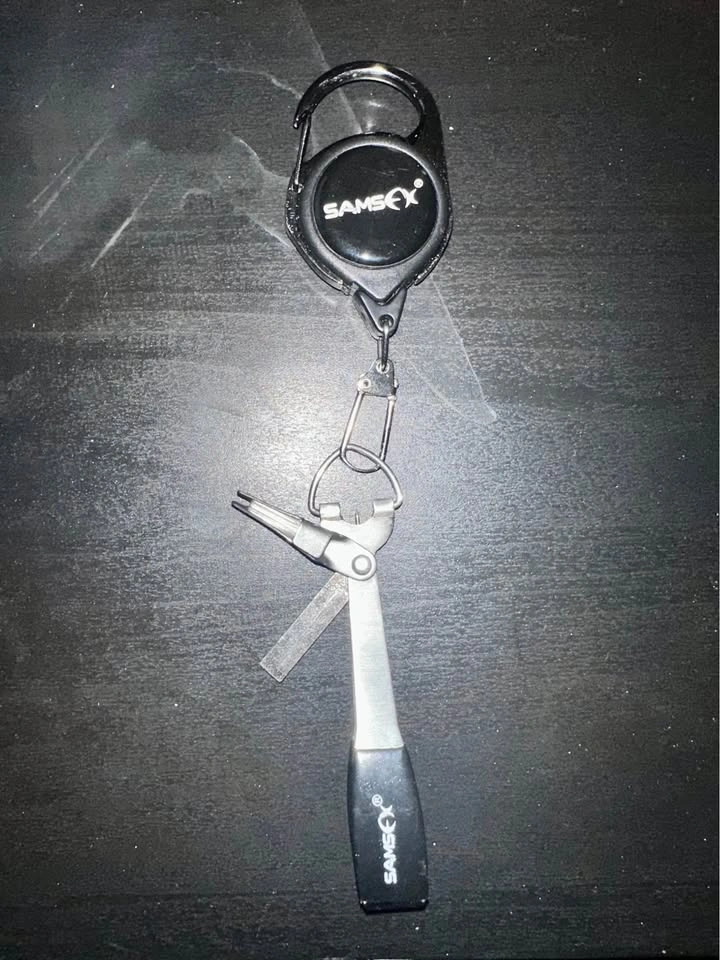 SAMSFX Fishing Line Nipper with Retractable Zinger - photo 3