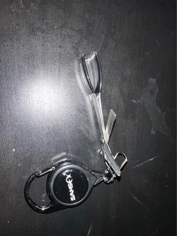 SAMSFX Fishing Line Nipper with Retractable Zinger - photo 4