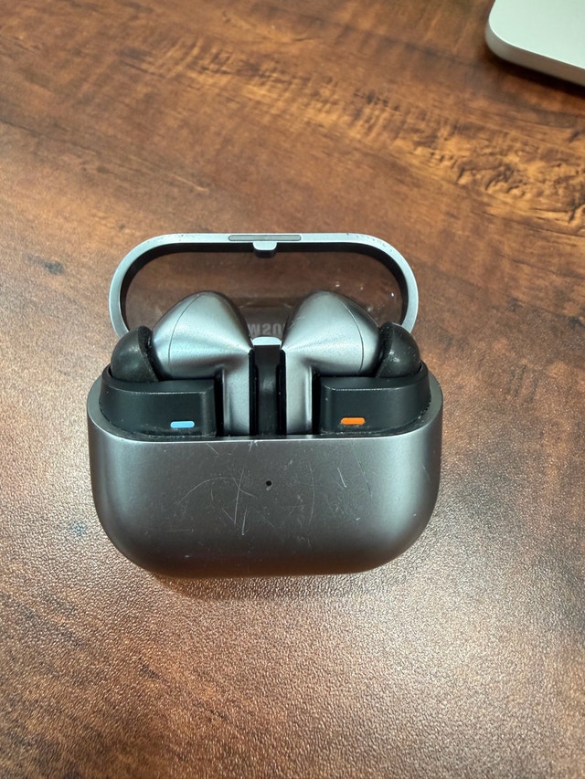 Samsung Galaxy Buds3 Pro Silver + SonicFoam Tips - photo 3
