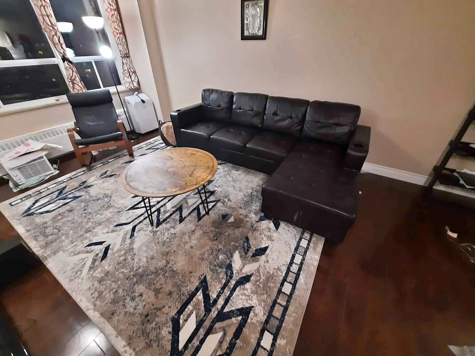 Casper Collection Beige Area Rug / Carpet
