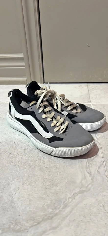 Vans Sneakers