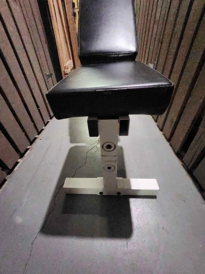 Bench Press (Bench Only) - photo 2