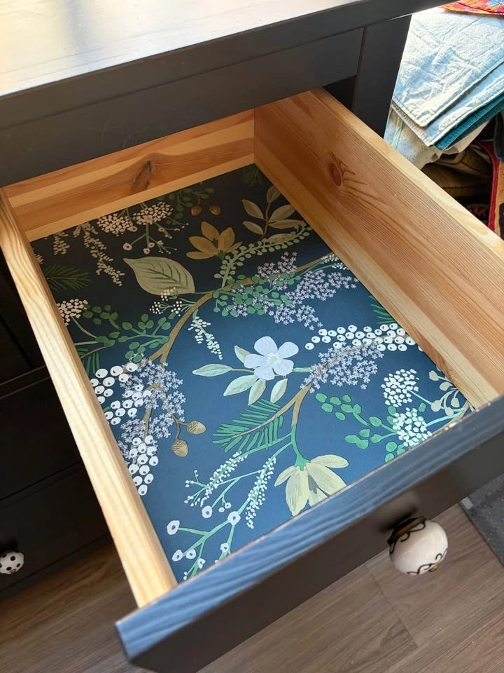 Black Dresser with Custom Lining & Knobs - photo 3