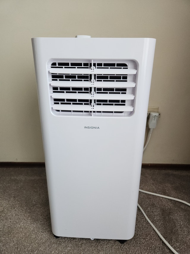 Insignia 8000 BTU Portable Air Conditioner – New - photo 2