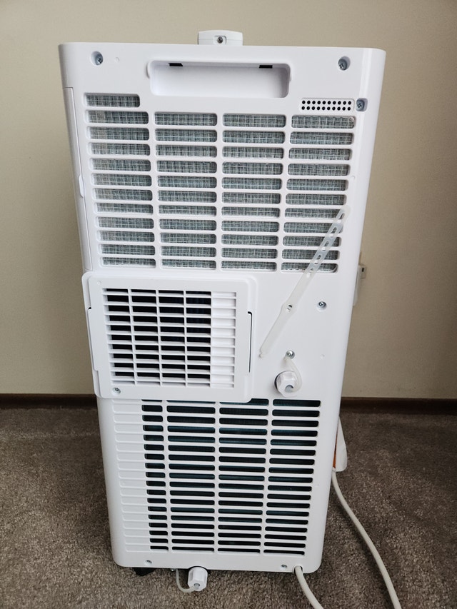 Insignia 8000 BTU Portable Air Conditioner – New - photo 3