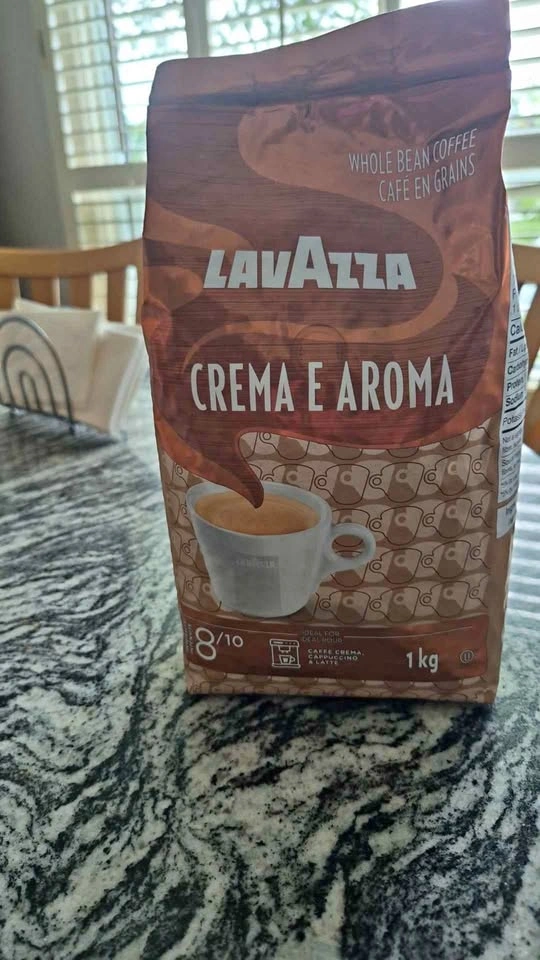 Lavazza Crema e Aroma Whole Bean Coffee 1kg