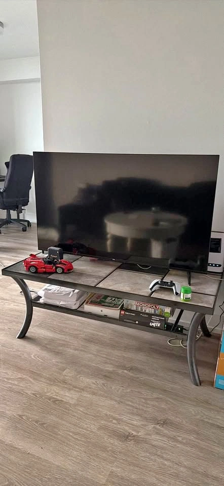 Tv table/Coffee table
