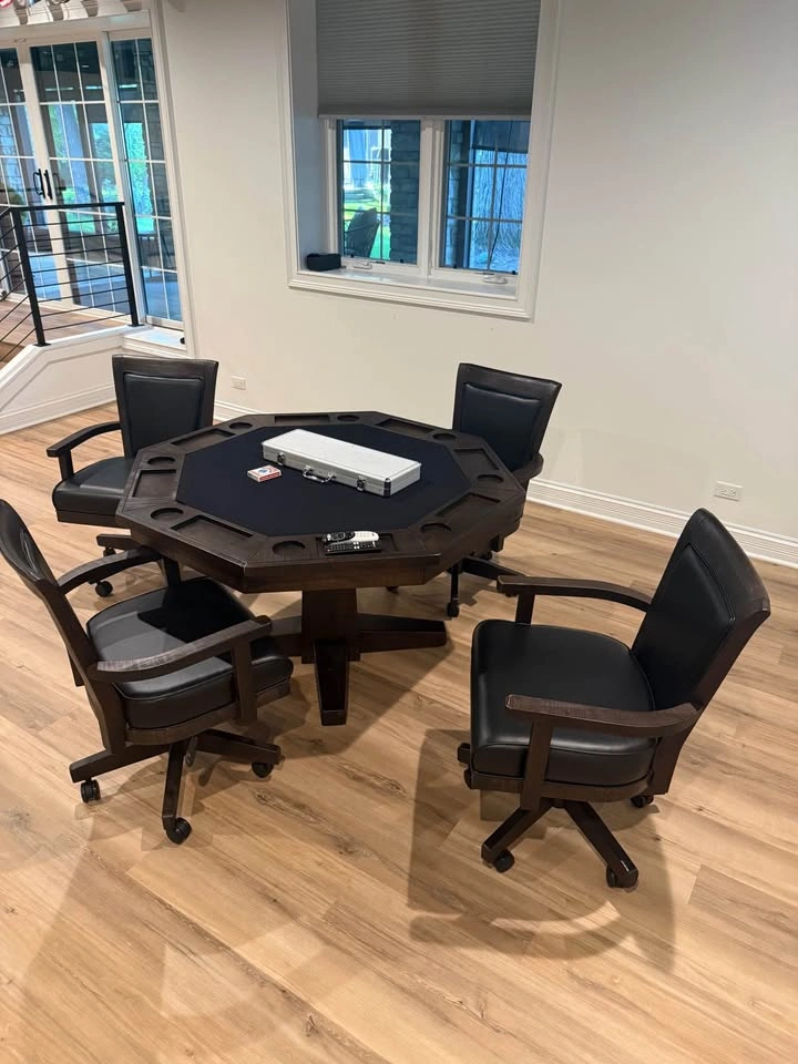 54” Poker Table w/ Reversible Top - photo 2