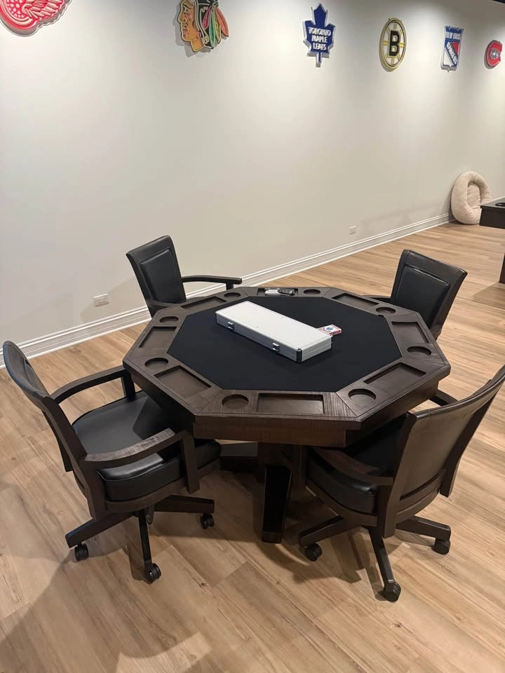 54” Poker Table w/ Reversible Top - photo 3