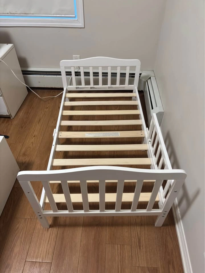 Toddler Bed Frame - photo 2