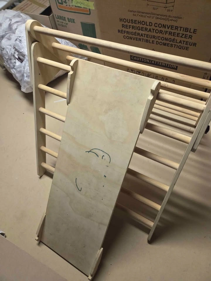 Pickler triangle set (2 slides) $120 OBO - photo 2